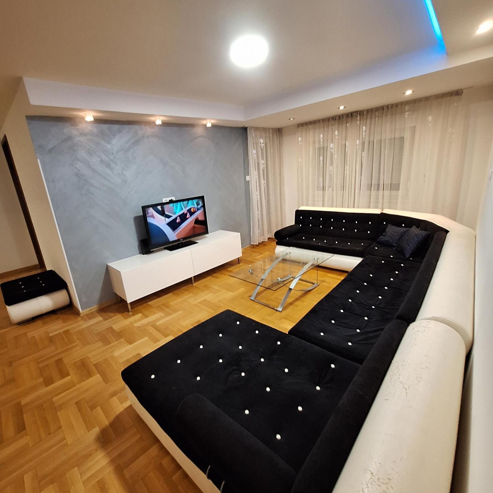 Luks Apartment Баня-Лука Экстерьер фото